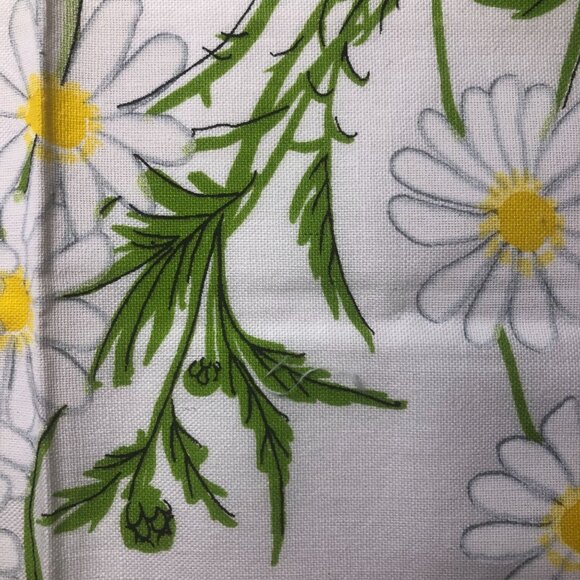 Set of 4 Vintage Vera Neumann Daisy Napkins – 1970s Retro Floral Linen, 16” Squa - Picture 7 of 9